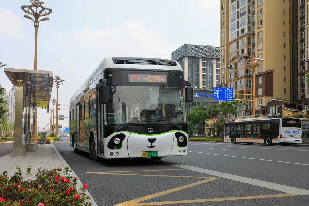 “绿色氢都”重点项目建设正酣，郫都区加快推进氢能产业建圈强链